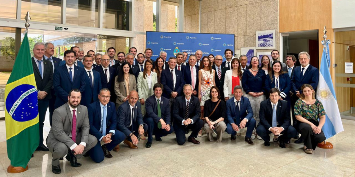 El Diputado Nacional Roberto Mirabella represento a  de Santa Fe en la Primera Cumbre AgroGlobal de Sudamérica