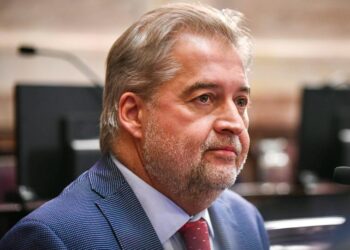 Mirabella exige respuestas para los santafesinos tras ocho meses de silencio