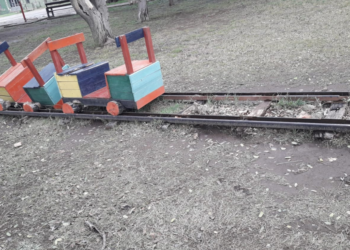 Puerto Gaboto: menores destruyen juegos en el Paseo Ribereño