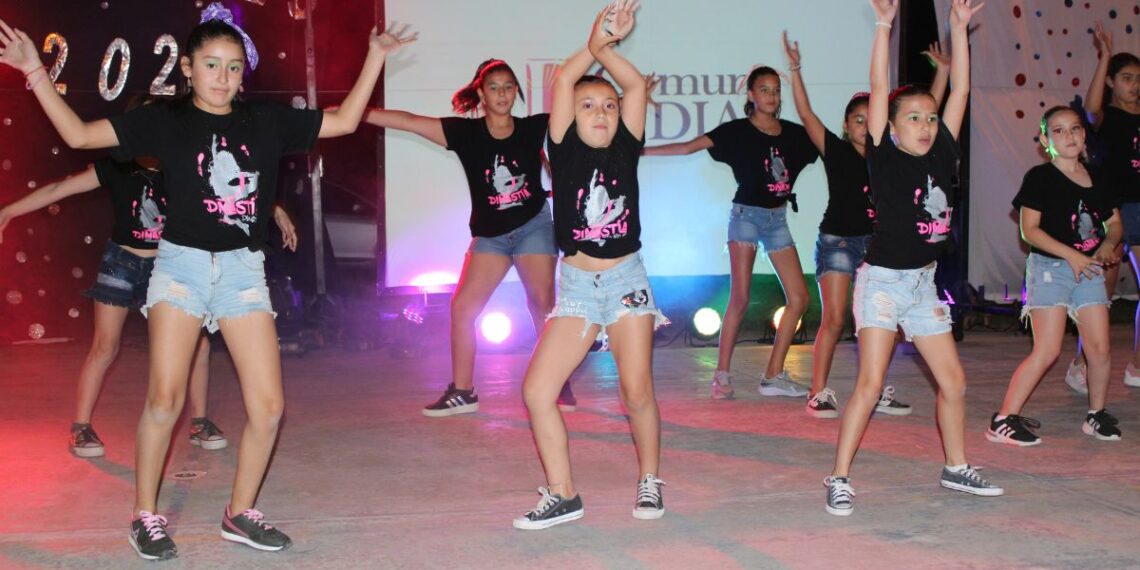 Cierre de los Talleres y Cursos 2024 en Díaz: Reconocimientos, Participación Comunitaria y un Emotivo Homenaje