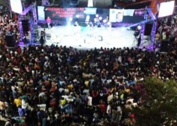 Barrancas Bajo las Estrellas 2025: Un Evento con Expectativas y Polémica