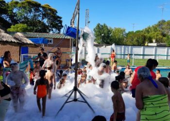 Cierre de temporada de verano en la pileta semiolímpica