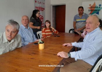 Diputados Drisun y Bonfatti junto al Presidente Comunal Gustavo Ramos en diálogo exclusivo