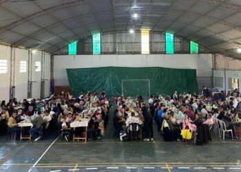 Éxito rotundo en el almuerzo show de los Bomberos de Barrancas