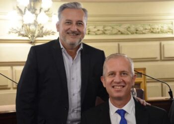 Lewandowski y Rabbia exigen explicaciones por los aumentos desmedidos en el IAPOS