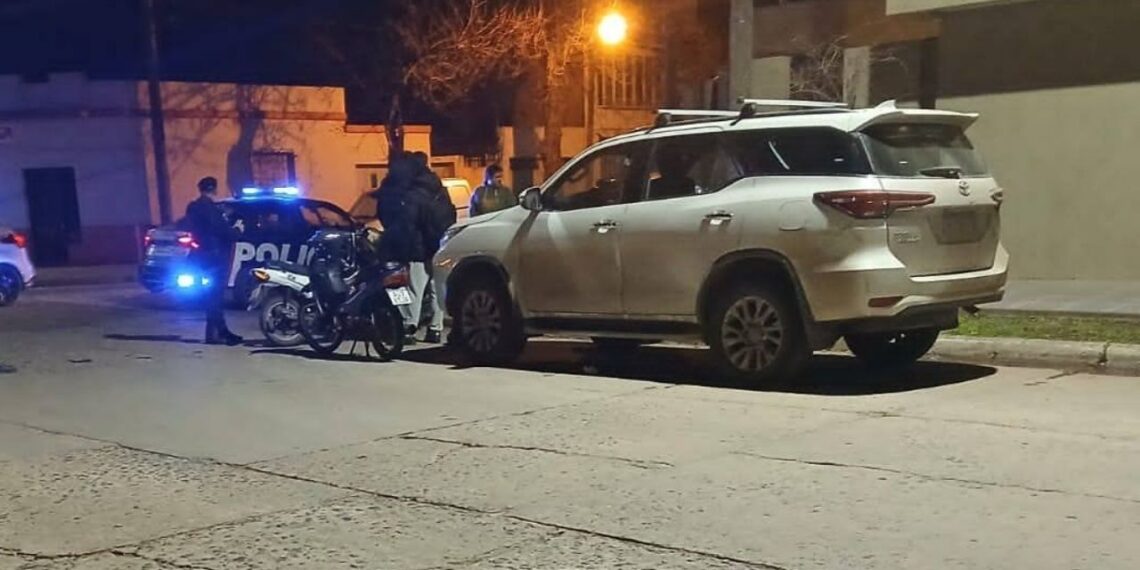 Gálvez: una joven sufrió lesiones leves tras la colisión de dos motos
