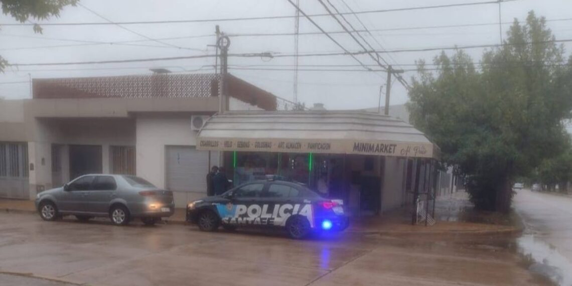 GÁLVEZ: Un ciclista resultó herido tras colisionar con un automóvil