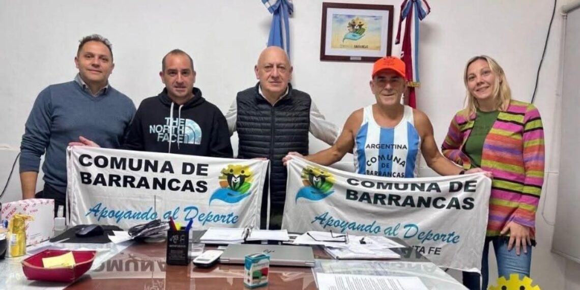 El Gobierno Comunal entregó aportes a deportistas que competirán en Brasil