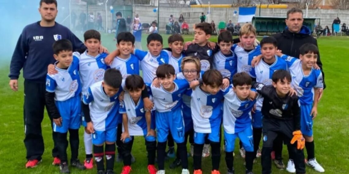 Con la frente en alto: la 8va del CARJU de Barrancas se despidió de los Play Off