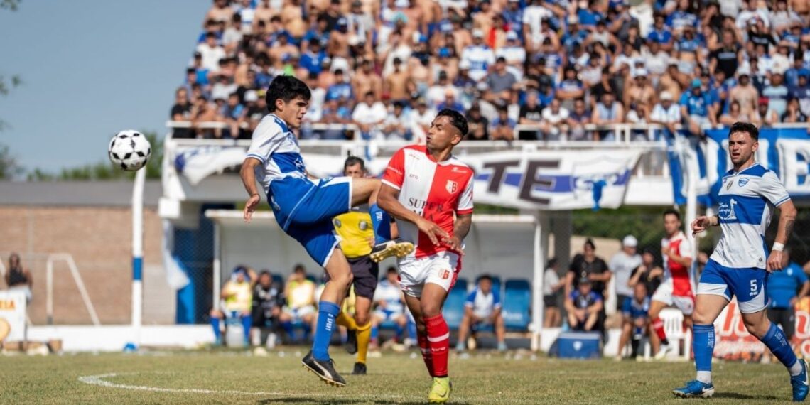 El último clasificado del Apertura de la Liga Totorense se definirá en el clásico de San Genaro