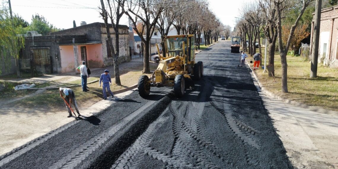 Díaz: Obra de asfalto en calle Lehmann gracias al trabajo conjunto con los vecinos