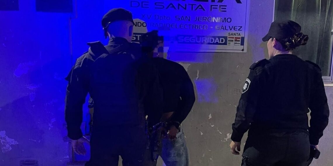 Gálvez: Un hombre fue detenido tras agredir a dos mujeres policías