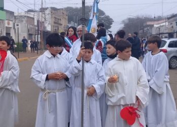 Barrancas vivió una emotiva e institucional jornada de fe en honor a su Santo Patrono